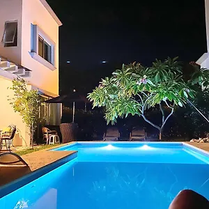  Bed & Breakfast Esquina De La Felicidad De Playacar Messico