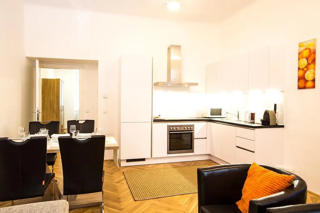 The Barts Apartments - Self Check-In Austria