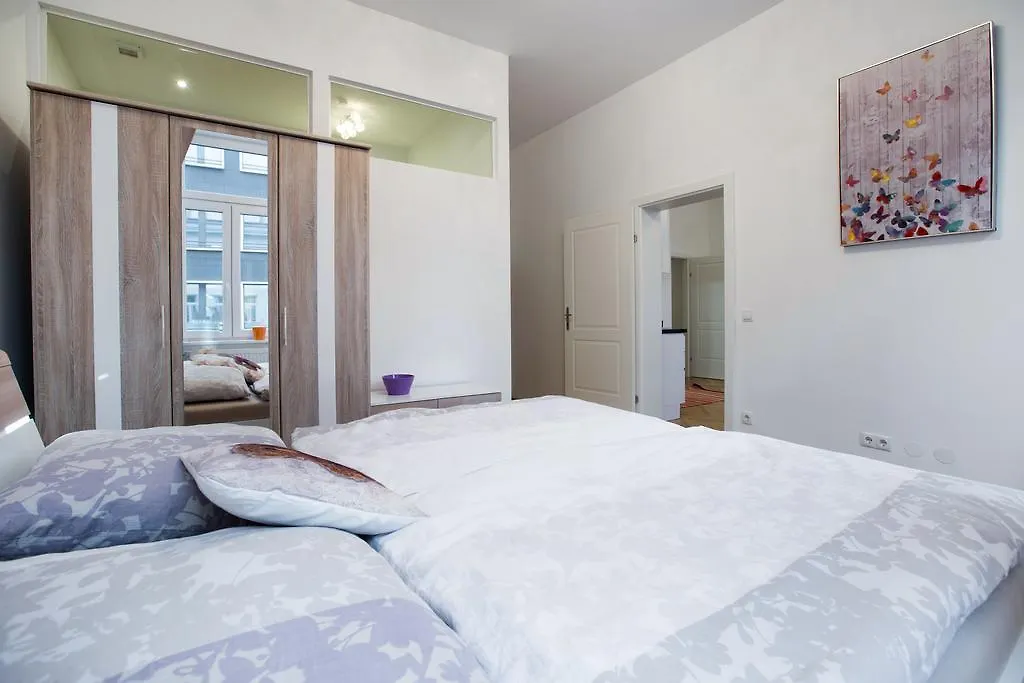 The Barts Apartments - Self Check-In Austria